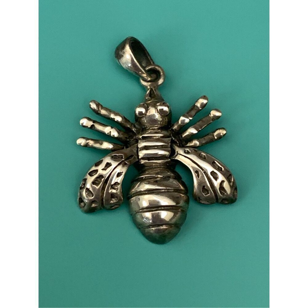 .925 Bumblebee Vintage Sterling Silver Jewelry Charm #bee #vintage